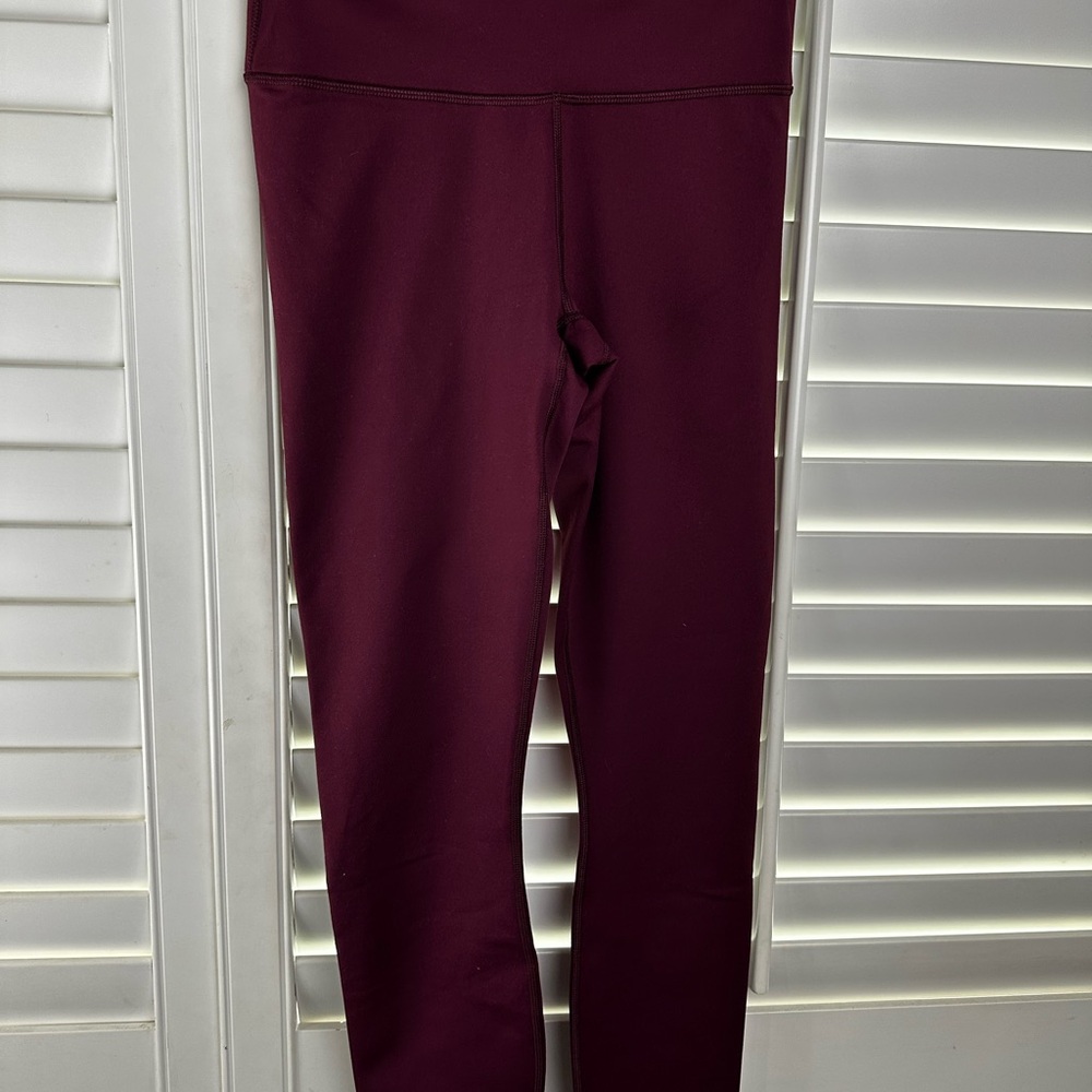 Fabletics Define High-Waisted Legging Merlot size Small NWT